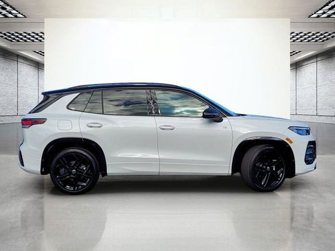New 2026 Volkswagen Tiguan SE R-Line FWD image 5