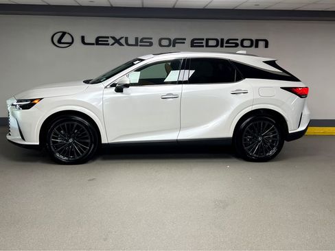 Certified 2026 Lexus RX 350h AWD/4WD image 4