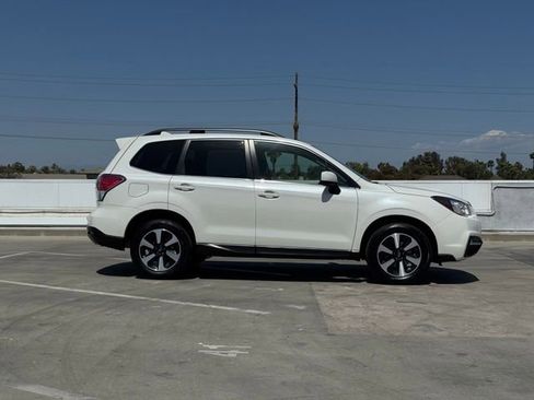 Used 2017 Subaru Forester 2.5i Limited w/ Popular Package #2 AWD/4WD image 31