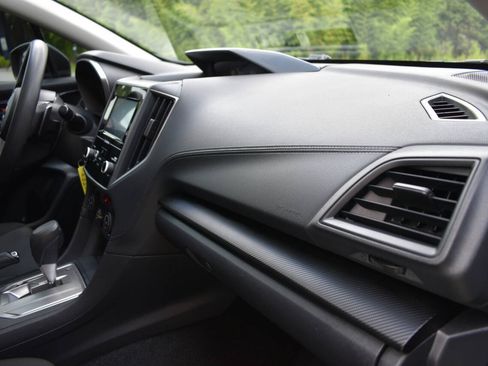 Used 2018 Subaru Impreza 2.0i Premium AWD/4WD image 22