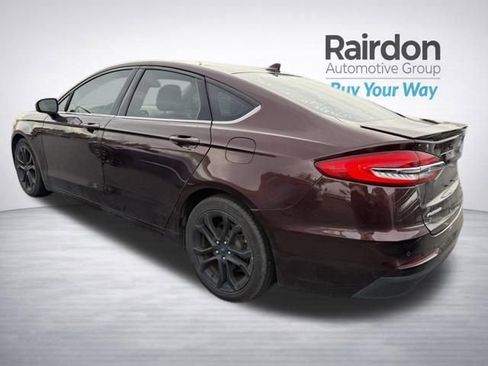 Used 2019 Ford Fusion SE w/ Equipment Group 151A FWD image 11