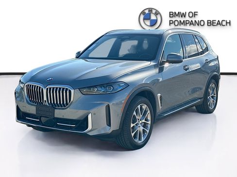 Used 2025 BMW X5 sDrive40i image 3