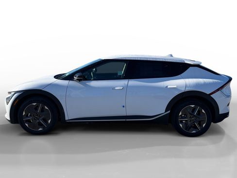 New 2025 Kia EV6 Light image 2