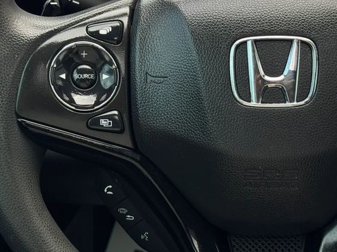 Used 2019 Honda HR-V EX image 31
