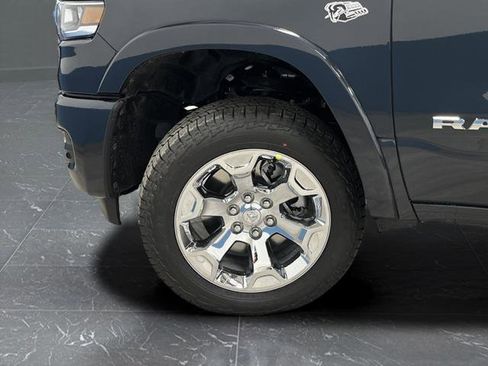 New 2026 RAM 1500 4x4 Crew Cab image 38