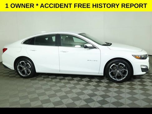 Used 2024 Chevrolet Malibu LT FWD image 2