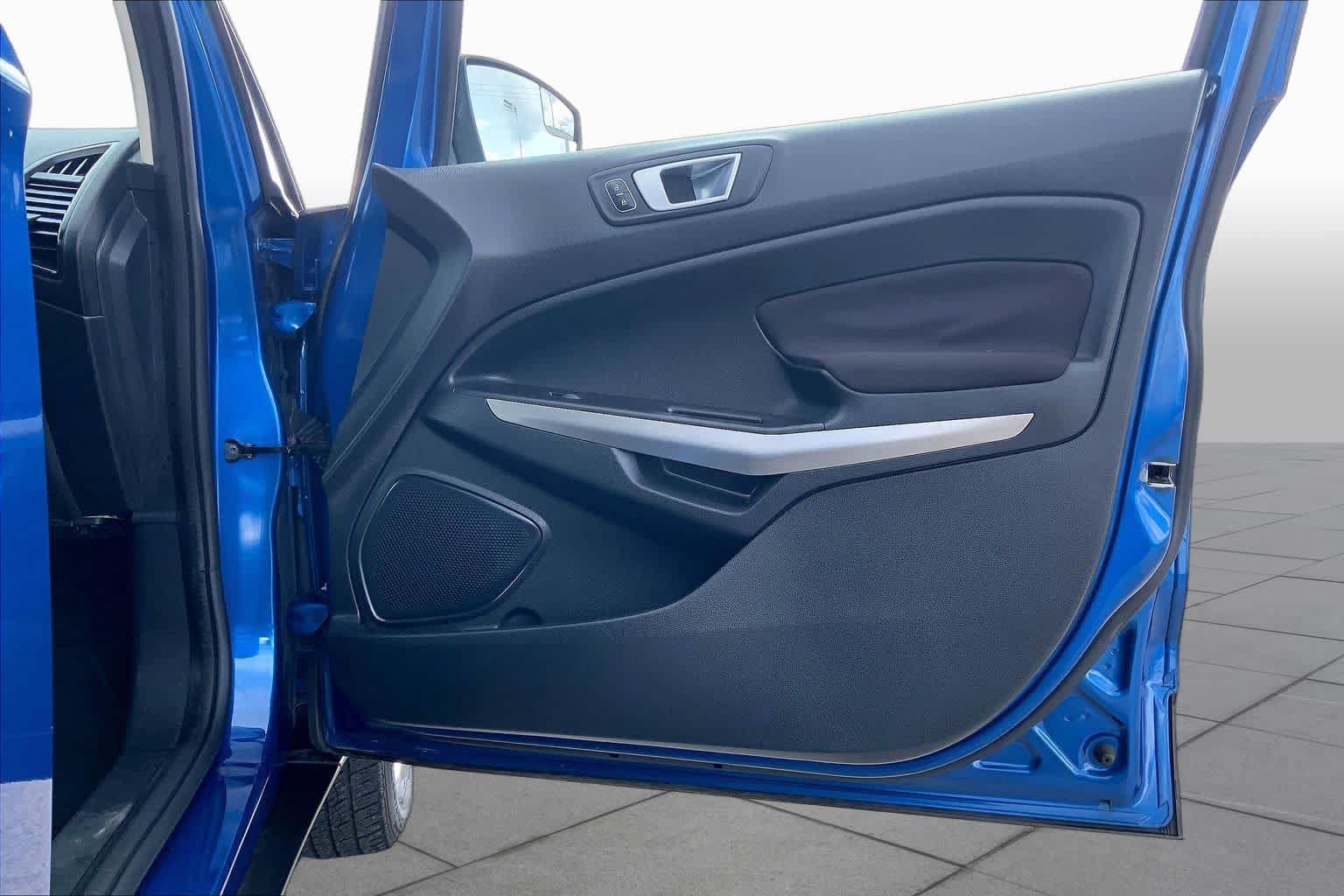 Used 2018 Ford EcoSport SE FWD image 19
