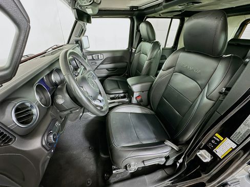 Used 2023 Jeep Wrangler Unlimited Sahara w/ Cold Weather Group AWD/4WD image 13