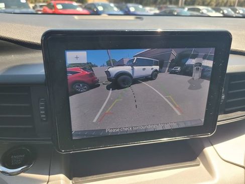 Certified 2023 Ford Explorer XLT RWD image 20