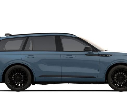 New 2026 Lincoln Aviator Reserve w/ Jet Appearance Package image 4