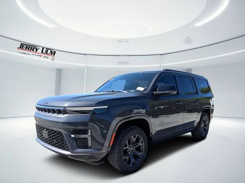 New 2026 Jeep Grand Wagoneer Limited w/ Premium Group II AWD/4WD image 7