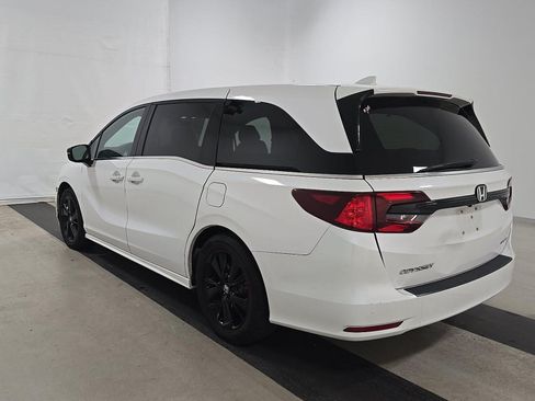 Used 2023 Honda Odyssey Sport image 12