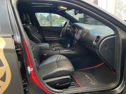 Used 2021 Dodge Charger SRT Hellcat RWD image 38