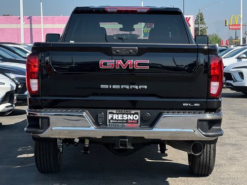 New 2026 GMC Sierra 2500 SLE image 6