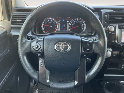 Used 2019 Toyota 4Runner TRD Off-Road Premium AWD/4WD image 12