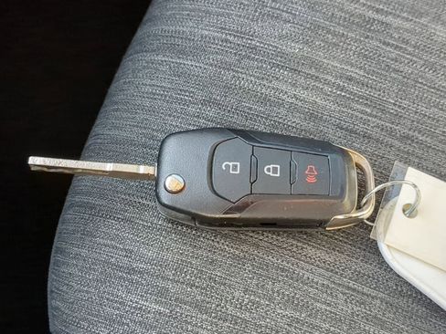 Used 2023 Ford Maverick XLT w/ Equipment Group 300A Standard image 40