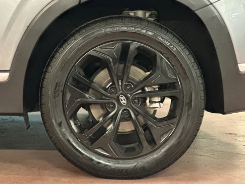 Used 2019 Hyundai Santa Fe Limited image 24