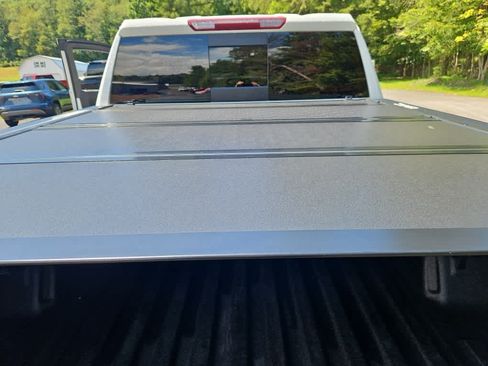 Used 2021 GMC Sierra 1500 AT4 w/ AT4 Value Package AWD/4WD image 24