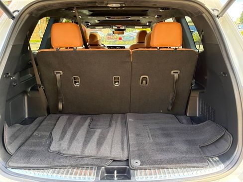 Certified 2025 Kia Telluride SX Prestige X-Line AWD/4WD image 32