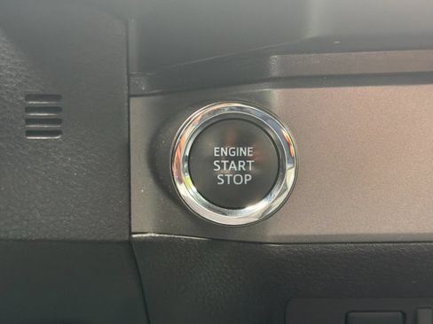 Used 2019 Toyota Tacoma TRD Sport w/ Technology Package RWD image 21