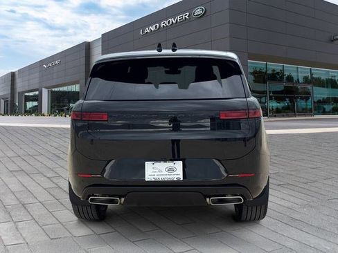New 2026 Land Rover Range Rover Sport Dynamic SE AWD/4WD image 4