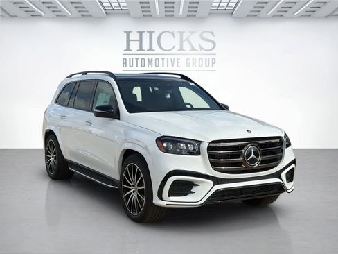 New 2026 Mercedes-Benz GLS 450 4MATIC image 3