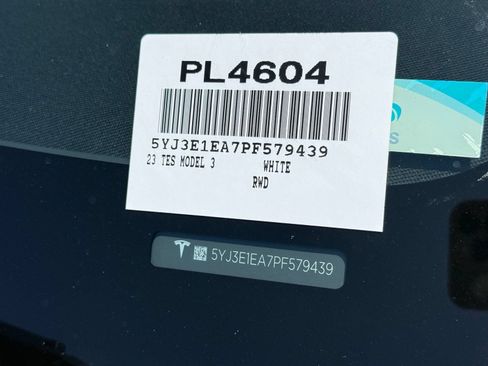 Used 2023 Tesla Model 3 Standard Range RWD image 9