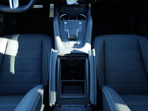 New 2026 Mercedes-Benz GLS 450 4MATIC image 32