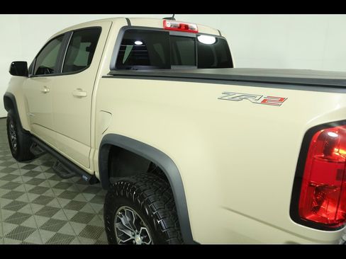 Used 2021 Chevrolet Colorado ZR2 image 18