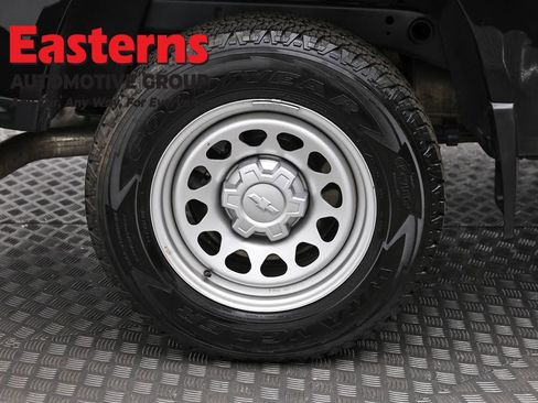 Used 2023 Chevrolet Colorado W/T image 27