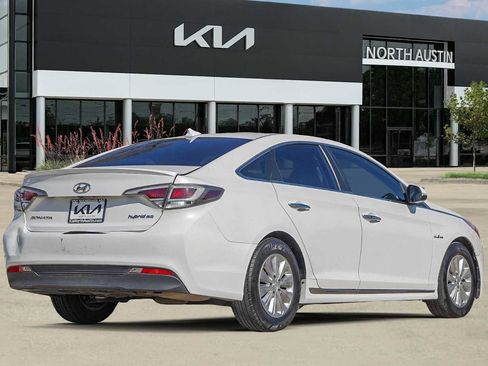 Used 2017 Hyundai Sonata SE image 6