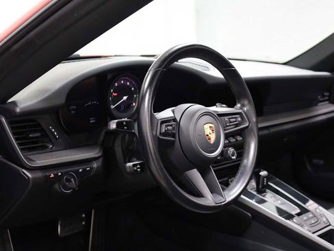 Certified 2022 Porsche 911 Carrera image 4