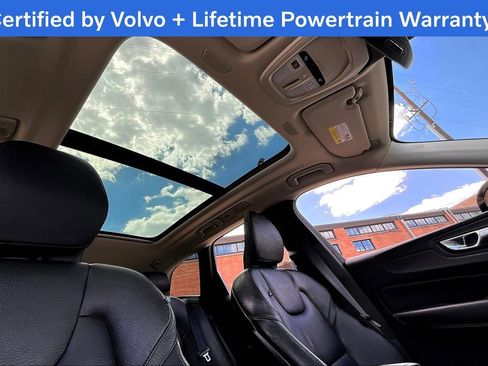 Used 2025 Volvo XC60 B5 Plus image 21