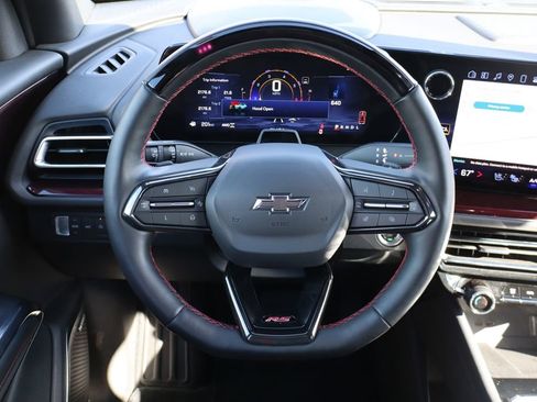 Used 2024 Chevrolet Traverse RS w/ LPO, Floor Liner Package image 21