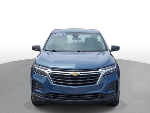 Used 2024 Chevrolet Equinox LS FWD image 3