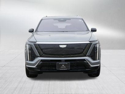 New 2026 Cadillac Vistiq Luxury