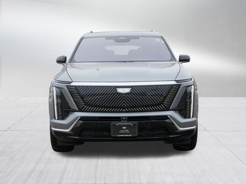 New 2026 Cadillac Vistiq Luxury image 2