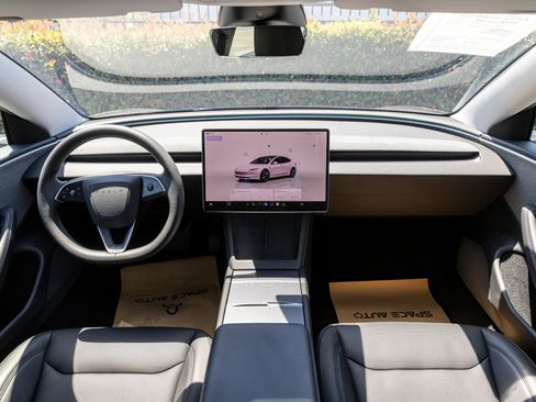 Used 2025 Tesla Model 3 Long Range RWD image 30