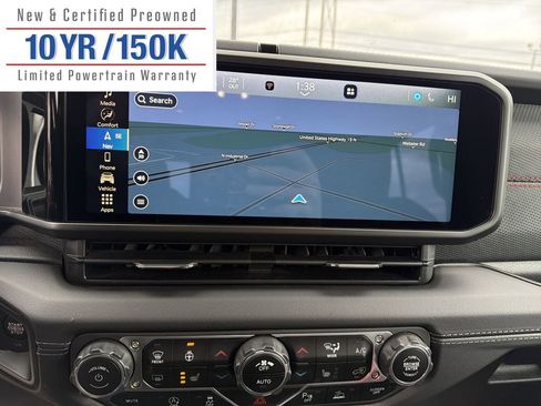 Used 2024 Jeep Gladiator Rubicon w/ Technology Group image 21