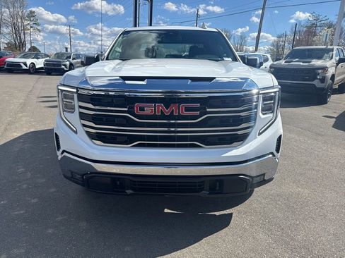 Used 2025 GMC Sierra 1500 SLT w/ SLT Convenience Package AWD/4WD image 8