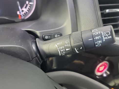 Used 2017 Honda Pilot Touring image 30