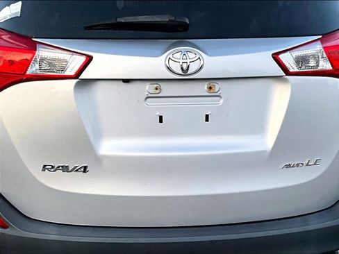 Used 2013 Toyota RAV4 LE AWD/4WD image 7