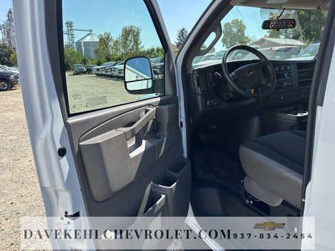 Used 2023 Chevrolet Express 2500 w/ Driver Convenience Package image 9