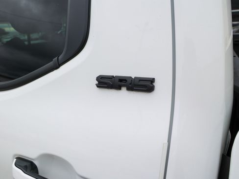 Certified 2024 Toyota Tacoma SR5 AWD/4WD image 13