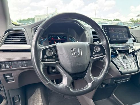 Used 2019 Honda Odyssey Elite image 11
