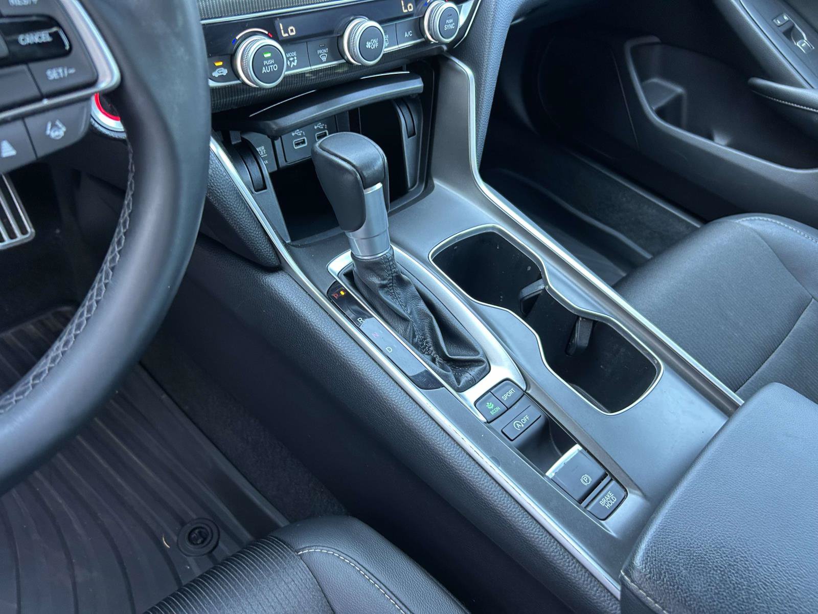 Used 2021 Honda Accord Sport image 14