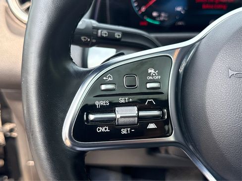 Used 2023 Mercedes-Benz EQB 350 4MATIC SUV w/ Pinnacle Package image 36