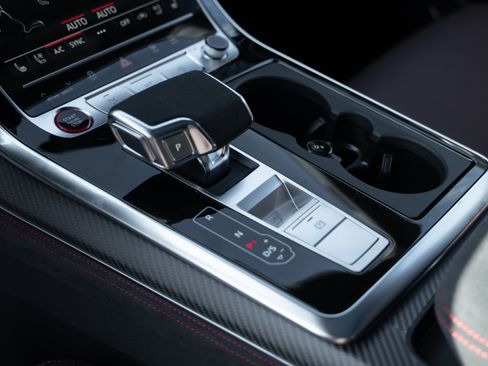 New 2026 Audi RS Q8 performance image 12