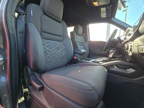 New 2026 Nissan Frontier SV w/ SV Convenience Package image 12