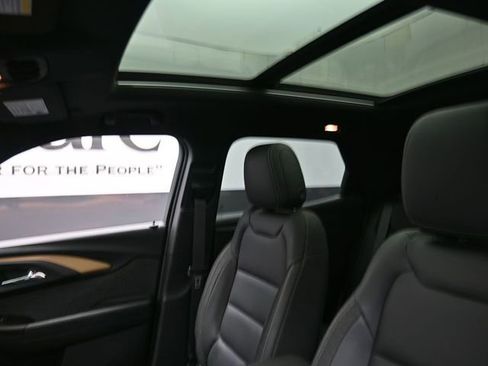 Used 2023 Chevrolet TrailBlazer ACTIV w/ Sun and Liftgate Package image 17